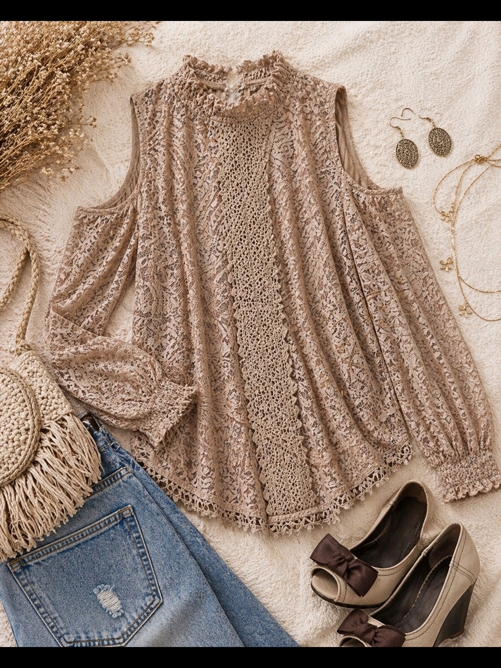 Cable & Gauge Tan Lace High Neck Blouse M